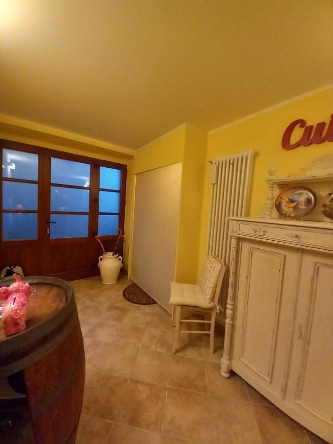 Linda'S Holiday Home 罗卡斯特拉达 外观 照片