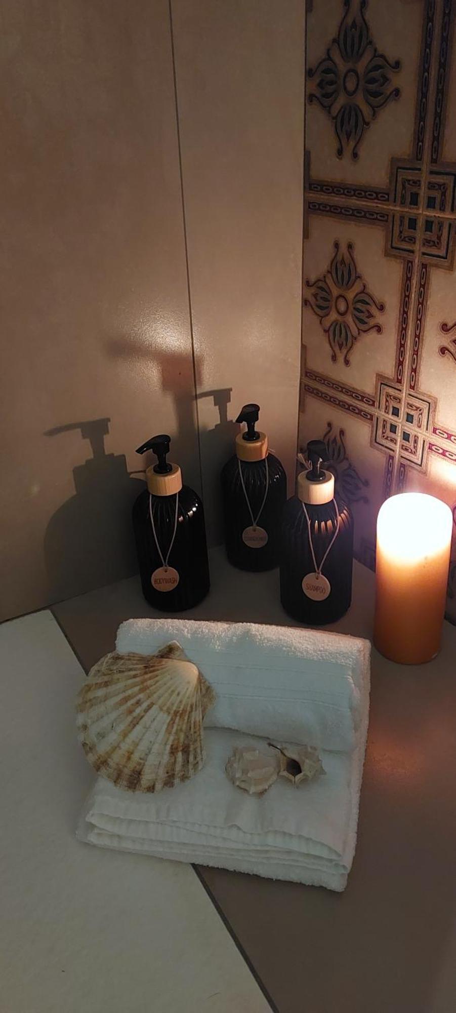 Linda'S Holiday Home 罗卡斯特拉达 外观 照片